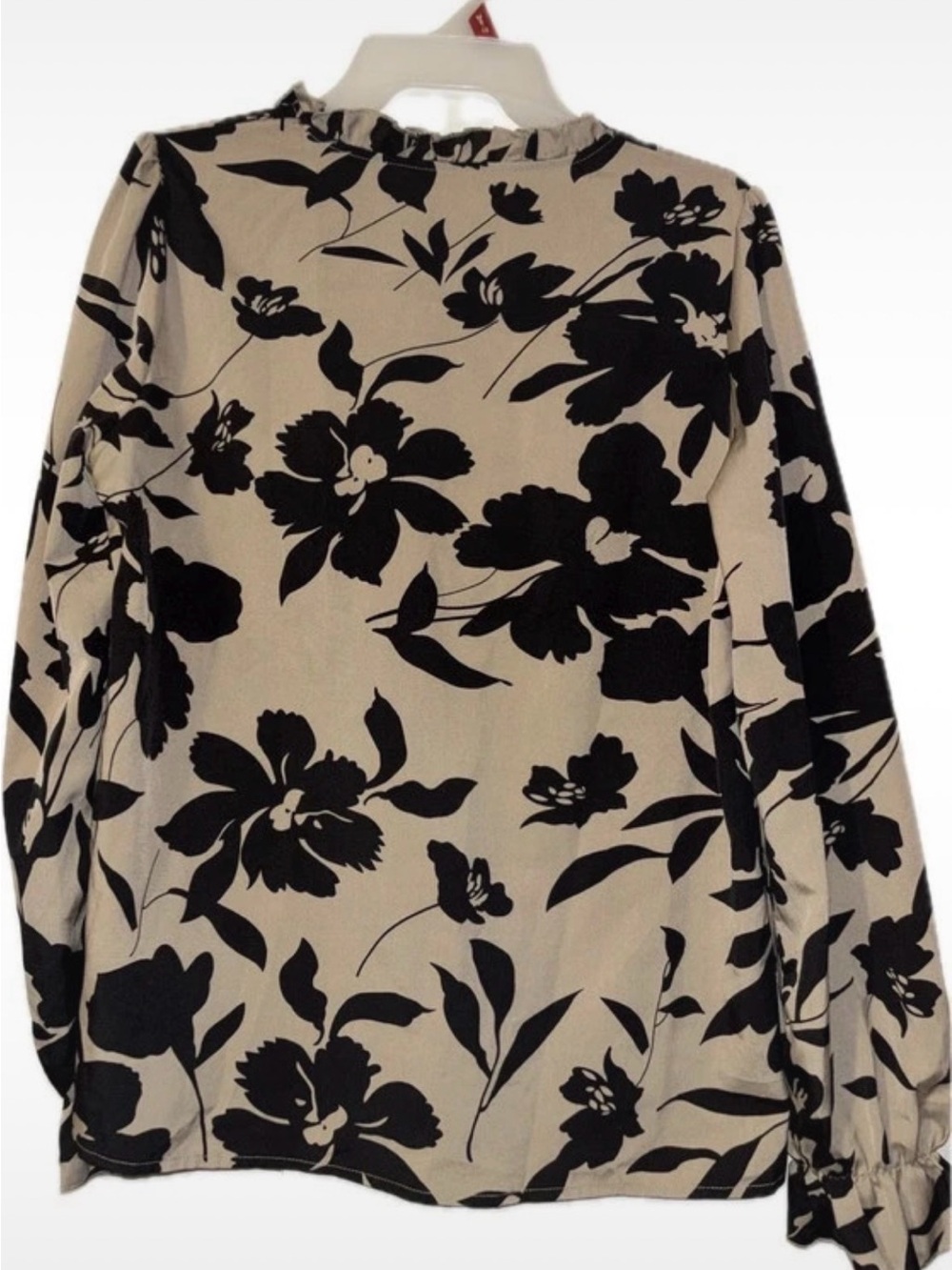 SHEIN Black Floral Long-Sleeve Top on Beige